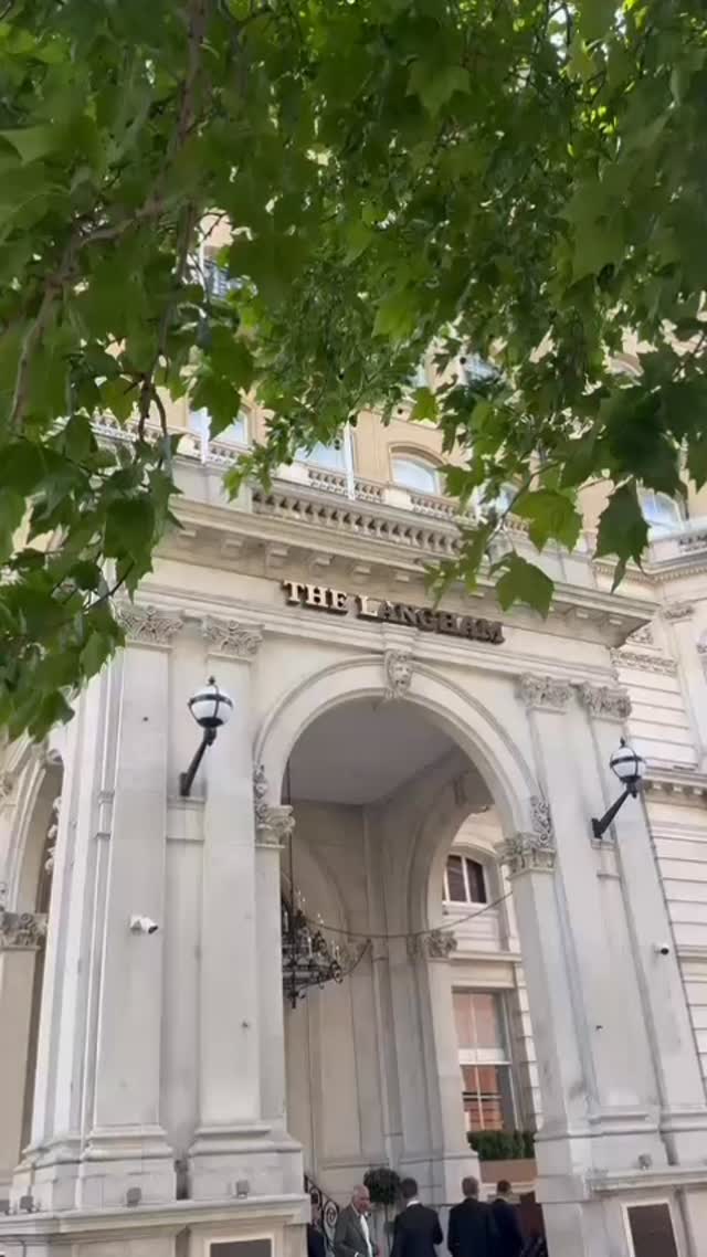 What a dream this wedding was last year ❤️, Hannah & Josh had a clear vision on how they wanted their flowers to look and we were able to deliver exactly what they envisioned for their special day.
With over 40 years in the flower industry and the last 18 years solely as wedding floral designers attention to detail is our priority.
Arrange a video consultation with me to discuss the flowers for your wedding.
2027 & 2028 bookings now being taken.
#weddingflowers #essexflorist #weddinginspiration #floraldesign #weddingflorals