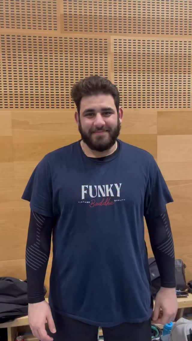 At this point, hitting the post every time is a real skill😮
@_panayides_
#westlondoneagles #handball #englandhandball #handballfunny #handboll