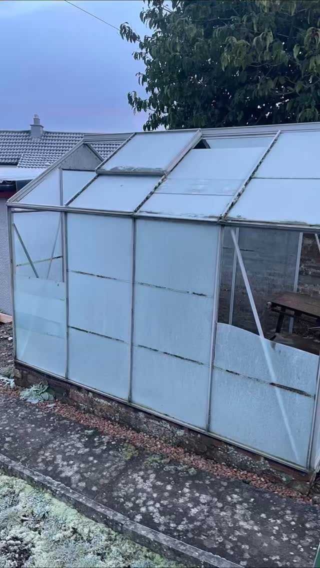 Different materials, one reliable service.
Glass, cardboard, wood and garden hedges all collected and removed by the team, with everything taken away responsibly.
Need waste taken away? Send us a message for a quick quote.
#wasteremoval #edinburghbusiness #houseclearance #wastemanagement #gardenwaste #recycling #localservice #edinburghservices