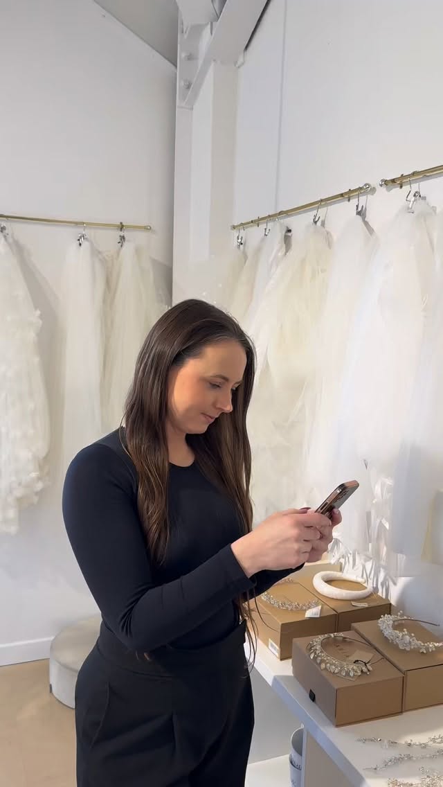 📸Say cheese…
From classic elegance to modern romance and fashion forward multi look gowns, I have the dress that will make your heart skip a beat 🤍
A size inclusive, relaxed and supportive appointment awaits you. If you’re getting overwhelmed I’ve got your back.
Are you ready to find your perfect dress??
📆Book your appointment with me at Zadika Bridal.
Booking link in bio or comment book and I’ll send it straight to your inbox. Zita x