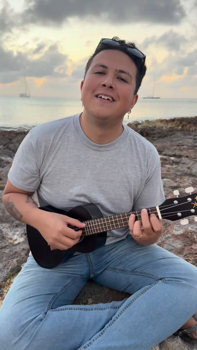 Y….. Más boleritos pa’ ustedes ❤️
Qué bolero quieren que les cante?
No olviden escuchar mi música original en todas las plataformas digitales 🫶🏼
#bolero #parati #guitar #romantic #mexicanmusic