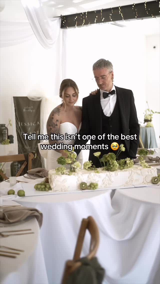 Tell me this isn’t one of the best wedding moments 🤍
That “we’re married” smile hits different when you’re cutting your wedding cake.
Bespoke wedding cakes across Lincolnshire & the East Midlands ✨
#2026Bride #WeddingCakeUK #LincolnshireWedding #WeddingPlanning