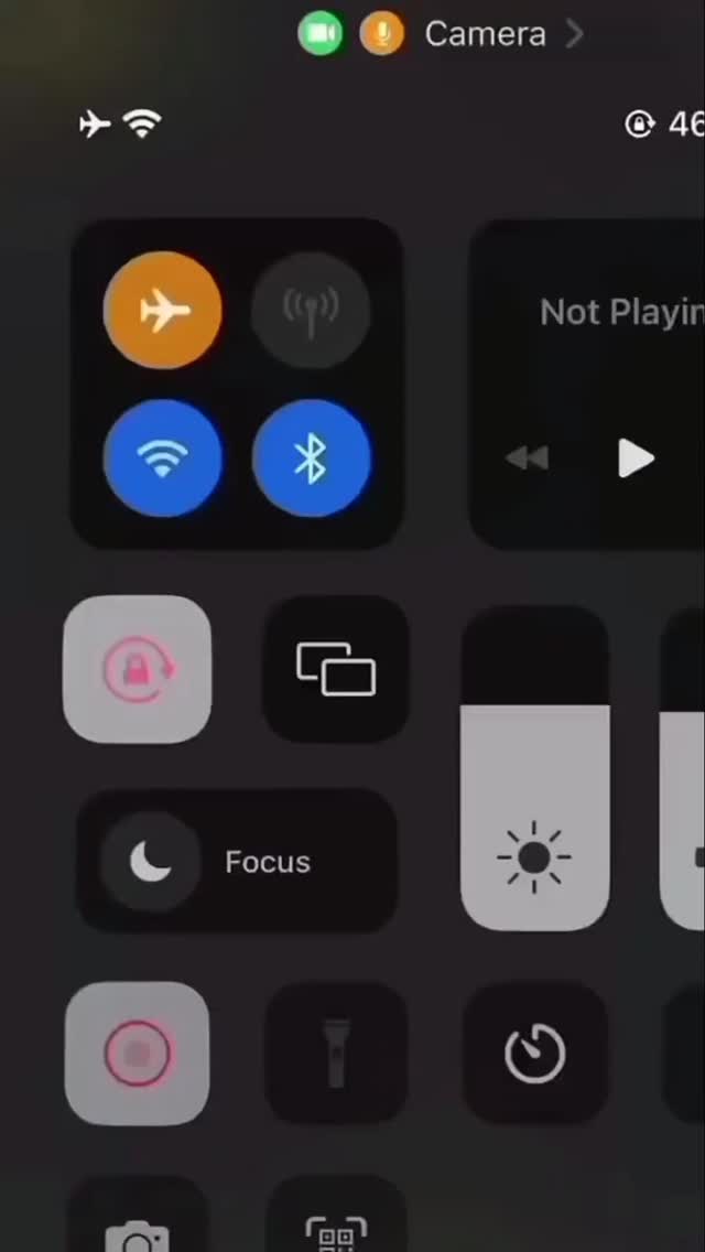 ✨ Wochenspecial: I LOVE NEW YORK ✨
New York ist kein Ort.
New York ist ein Gefühl. 🗽
Cremig. Pur. Intensiv.
Unser I Love New York Cheesecake bringt dir genau dieses Gefühl auf den Teller – klar im Geschmack, kompromisslos gut, einfach iconic.
Diese Woche für dich:
1 Stück I Love New York Cheesecake + 1 Cappuccino für 9,50 € ☕🍰
Viele sagen: der beste Cheesecake Berlins.
Andere: Soulfood. Must try. Ein Träumchen.
Wir sagen: Probier selbst.
New York wartet nicht. Du auch nicht. ♥️