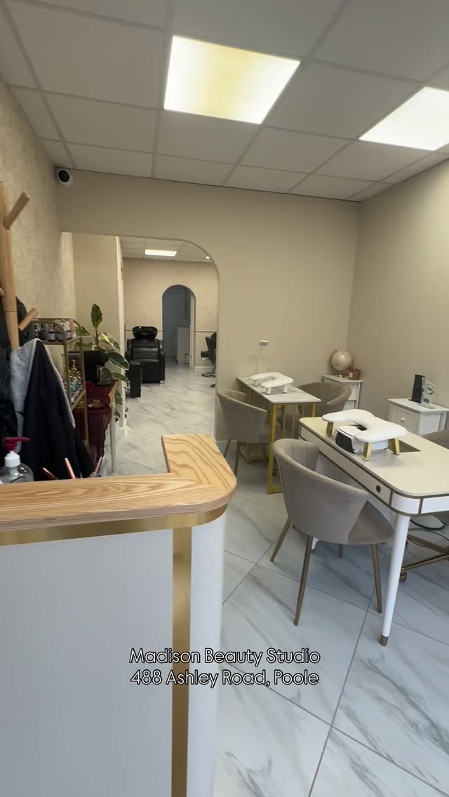 Madison Beauty Studio located in Parkstone, Poole, is home to self employed professionals specialising in all things Nails, Brows, Hair & Skin✨
We are a calm and unrushed space providing services for people who love to relax and unwind, want attention to detail and love to have a little fun during their appointments 🫶🏻
All of our pros are fully qualified and insured ensuring that you are in safe and knowledgeable hands when you are with us.
Welcome to our lovely studio space ❤️
Hair and makeup opportunities available 💓
🏠Madison Beauty Studio
📍488 Ashley Road, Poole
📲Bookings via DMs/Link in bio
https://www.fresha.com/book-now/madison-beauty-studio-ua729ujr/all-offer?share=true&pld=2701690
#facialspoole #nailspoole #nails #poolesalon #hairsalon