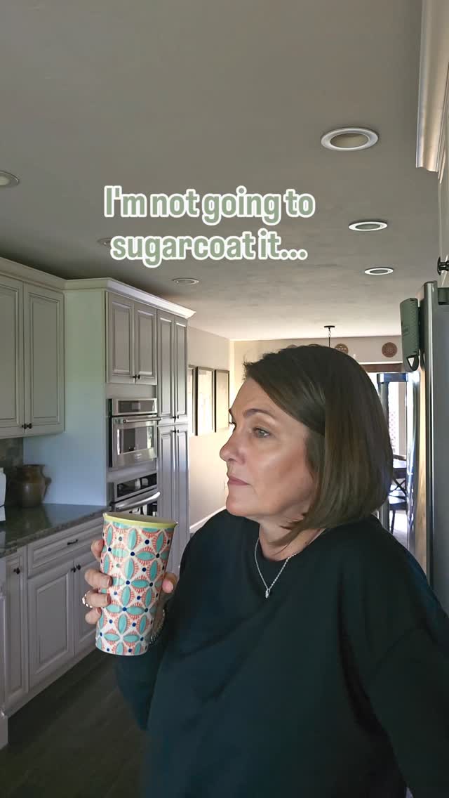 Somewhere along the way, volume became the default answer to every Instagram problem.
Not converting? Post more.
Not growing? Post more.
But if your messaging isn't clear, posting more just amplifies the confusion.
More isn't the strategy. Better is.
If your content isn't converting, drop a comment and let's talk about why.