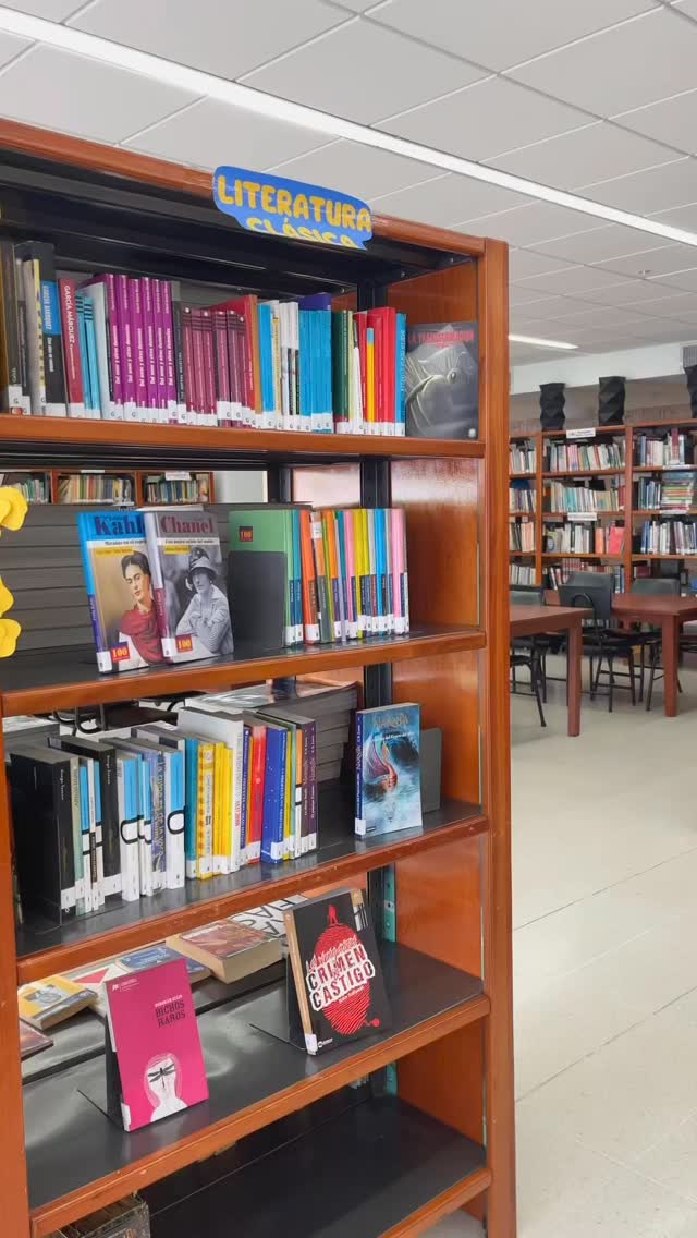 📚✨ ¡Nuevas historias te esperan!✨📚
En nuestra Biblioteca Claveriana – sede Sotomayor, te esperan nuevos libros listos para ser descubiertos. Cada página es una oportunidad para aprender, imaginar y fortalecer tu pensamiento crítico.
✨ Participa en el hábito de la lectura, visita la biblioteca y elige un libro que despierte tu curiosidad.
Tu próxima gran lectura comienza en la biblioteca ¡Ahora! 🌟📖