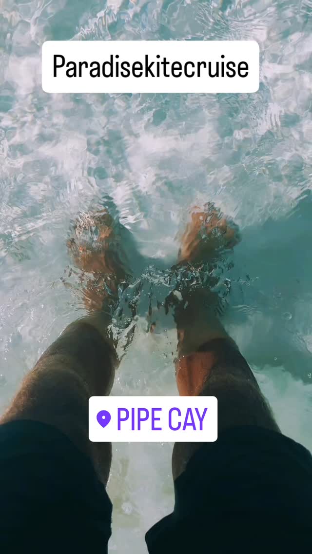 Little Pipe Cay session = unreal! 🏝️🌬️
Flat turquoise water, perfect trades, kiting straight out of the catamaran's backyard.
Exumas delivering again.
#KiteParadise #adventureawaits #
Kiting #bahamas