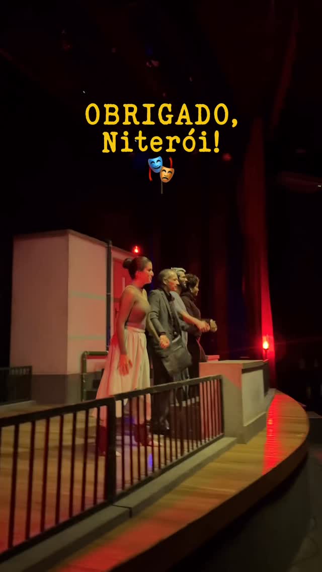 Obrigado, Niterói! ✨
Que noite linda de estreia vivemos na @salanelsonoficial.
Casa cheia, um público incrível e uma energia que atravessou o terraço e ficou com a gente. Foi emocionante receber cada um de vocês.
📍 Agora seguimos para a nossa próxima parada: @teatroipanema.rio
📆 Estreamos na próxima sexta, dia 6 de março, e uma temporada incrível nos espera!
Divulguem, compartilhem, chamem todo mundo.
A gente se encontra já já. 🎭💫