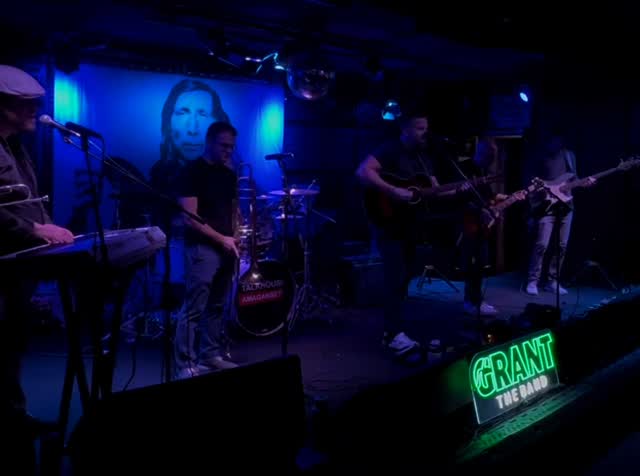 "Peace of Mind" - just a taste. Look out for this one as it'll be featured on our upcoming album 'Meroke Lane'
โฎ๏ธ and โค๏ธ- live @talkhousebar
#granttheband #livemusic #originalmusic #talkhouse