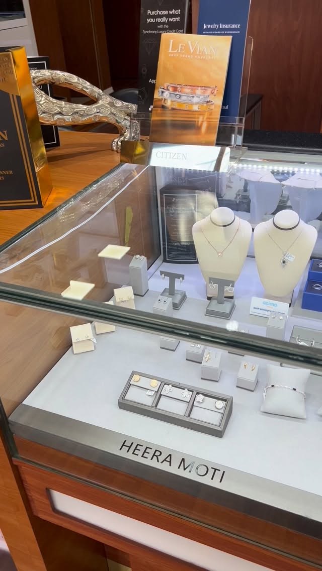 ๐ CREATE YOUR OWN STORY! ๐ Custom jewelry & engagement rings at Goldman Fine Jewelers, Kenner, LA! ๐ Ready to pop the question? ๐ฑ
Call 504-469-1961 ๐ or DM us!
โ
90-day same as cash
โ
12-month interest-free financing ๐ฐ
#TheGoldManKenner #CustomJewelry #EngagementRings