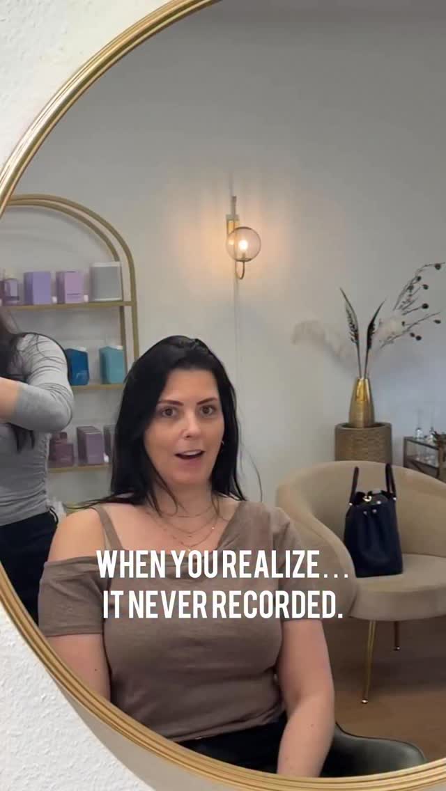 Please tell me this happened to you too 😭😂
We’ve all been there.
#funnyvideos #funnymemes😂 #fail #hairstylist #hairsalon
