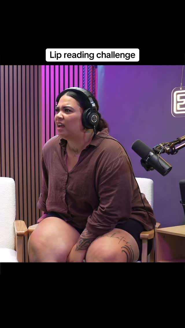 Had to play a bit of charades in the end but we got there 😅 last one for our #lipreadingchallenge #funny #aligator #toiletpaper #overbite