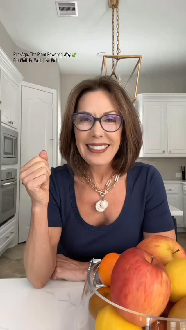 If grinding harder fixed metabolism, you’d already have the result.😳
You are not lacking effort.
What shifts after 50 is not willpower.It’s physiology.
More cardio.Less food.More restriction.
That’s not strategy.That’s frustration.
The women who thrive long-term?They pivot.They build muscle.They stabilize glucose.They regulate stress.They apply structure instead of pressure.
This is where smart beats stubborn.
And this is exactly the shift we make inside my programs — from intensity to intelligent execution.
Drop a 🙌 this if you’re done confusing effort with progress!