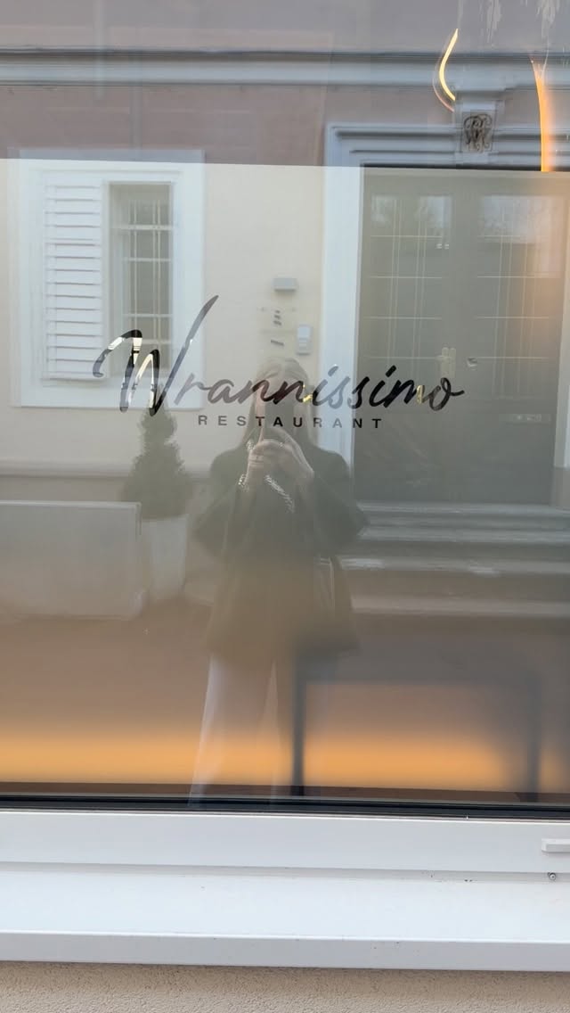 Life gets better when you stop by Wrannissimo🍕❤️🍾🍸