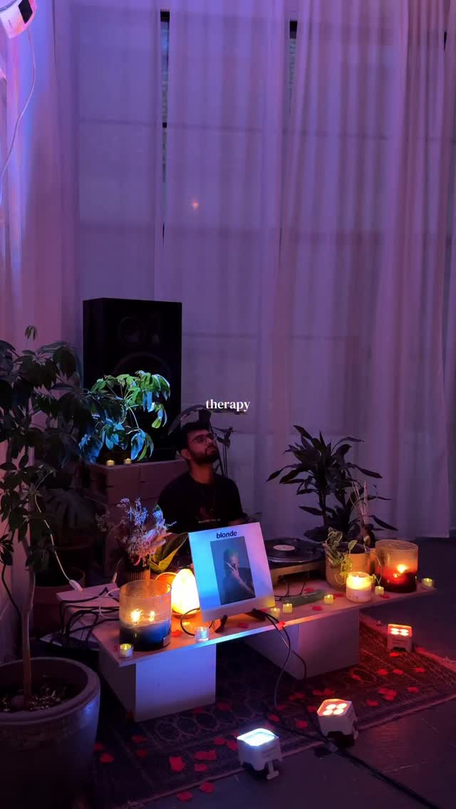 nothing better than a vinyl deep listening session to heal you..
📍 ARTAL by Majoris Music follow
Follow for the next event announcement
#frankocean #blond #vinylcommunity