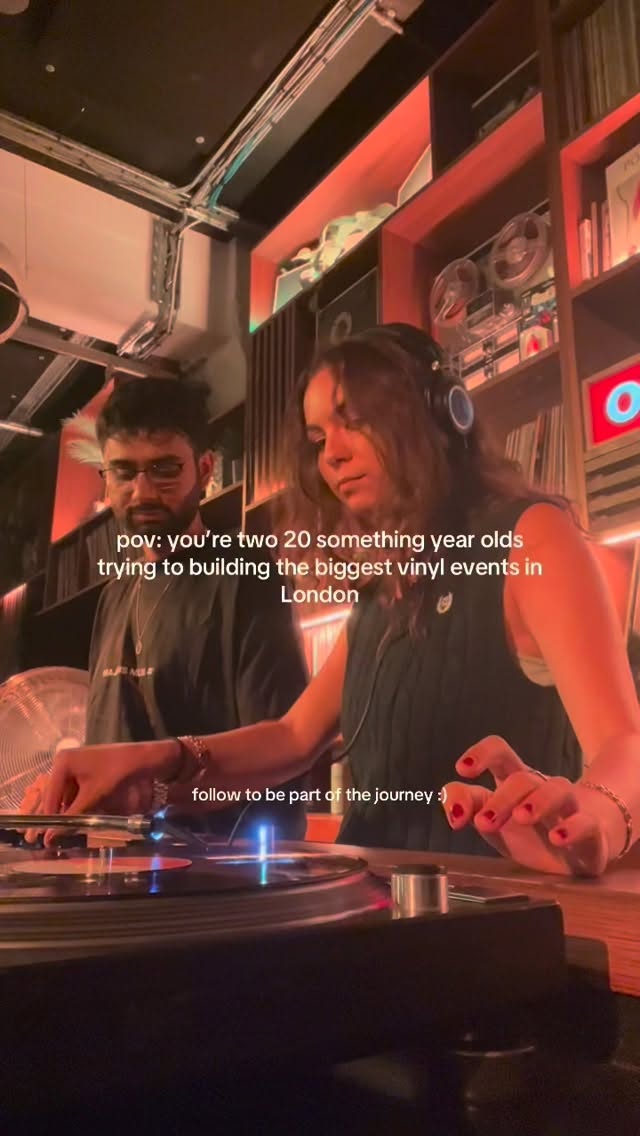 BRING YOUR OWN VINYL
Every Wednesday, free entry, 7-11pm
š Cafe1001, Shoreditch @cafe_1001
#music #byov #dj #vinyl #shoreditch