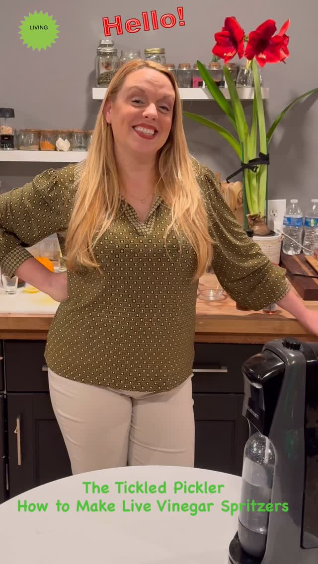 🥂 Pinky up, people.
Our brand ambassador Justine Beauchamp just turned our live vinegar into the easiest fancy drink you’ll ever make.
🍯 Honey
✨ Tickled Pickler live vinegar
🥤 SodaStream bubbles
Sweet. Tangy. Fizzy. Gut-friendly.
Basically a probiotic spritzer that makes you feel classy… even if you’re drinking it in sweatpants.
Head over to https://www.thetickledpickler.com/recipes and filter by Beverages for more spritzer ideas, tips, and tasty tricks. 🥂✨
#PinkyUp #TheTickledPickler #LiveVinegar #DrinkYourVinegar #mocktailmagic