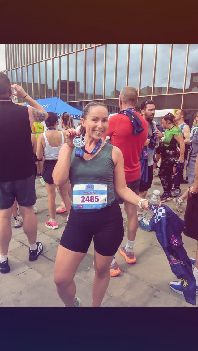 Member shout out ✨
Happy Birthday @rosiecrofts
She has made some huge progress since she started with us last year as well as throwing in some corking run times too 💪🏽
She is the kindest human and an absolute bloody delight to have in class 🫶🏽
Hope you have a fabulous day 🥳
#membershoutout #crossfitbarnsley #birthdaygirl