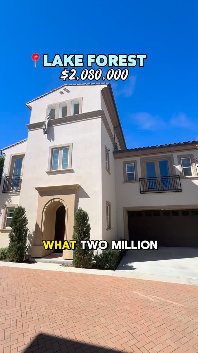 Welcome to this Luxury gated Parkside community. This three-story beauty features soaring ceilings, warm wood floors, and an open layout designed for effortless living. Enjoy a dreamy primary suite, a top-floor bonus room with a covered balcony, and a backyard built for entertaining with a fireplace and BBQ.
Resort-style amenities, nearby Lake Forest sports park, easy access to the 5 & 241, plus no Mello-Roos and low HOA.
House highlights:
4 bed | 4.5 bath | 3342sqft
Priced at $2,080,000
Gated community
No Mello Roos
HOA $261
Comment “Parkside” or send me a DM if interested & would like a private tour.
Ready to Buy or Sell in OC, Click the link in my Bio and Book a 1:1 Call📱with me to get started! I’d love for us to chat!
🙋🏽♀️ ChiChi Achara, SoCal REALTOR
📲 949-545-4309
📧 SocalRealtorChi@gmail.com
🌎 www.chichiachara.com
📍 Orange County, CA
#lakeforestca #lakeforestcalifornia #gatedcommunity #lakeforestsportspark #orangecountyrealtor