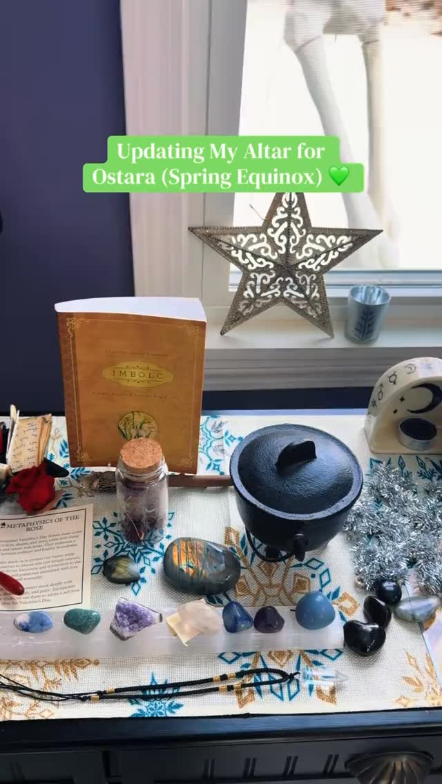 💚 Ostara (Spring Equinox) Altar Tips 💚
🌱 Also known as the Spring Equinox (when day & night are of equal length), Ostara typically begins around March 19-21 in the Northen Hemisphere and marks the start of spring. I’ll be sharing more information about Ostara soon so keep an eye out for those posts! 🌱
#ostara #springequinox #ostaraaltar #ostarablessings #witchtips