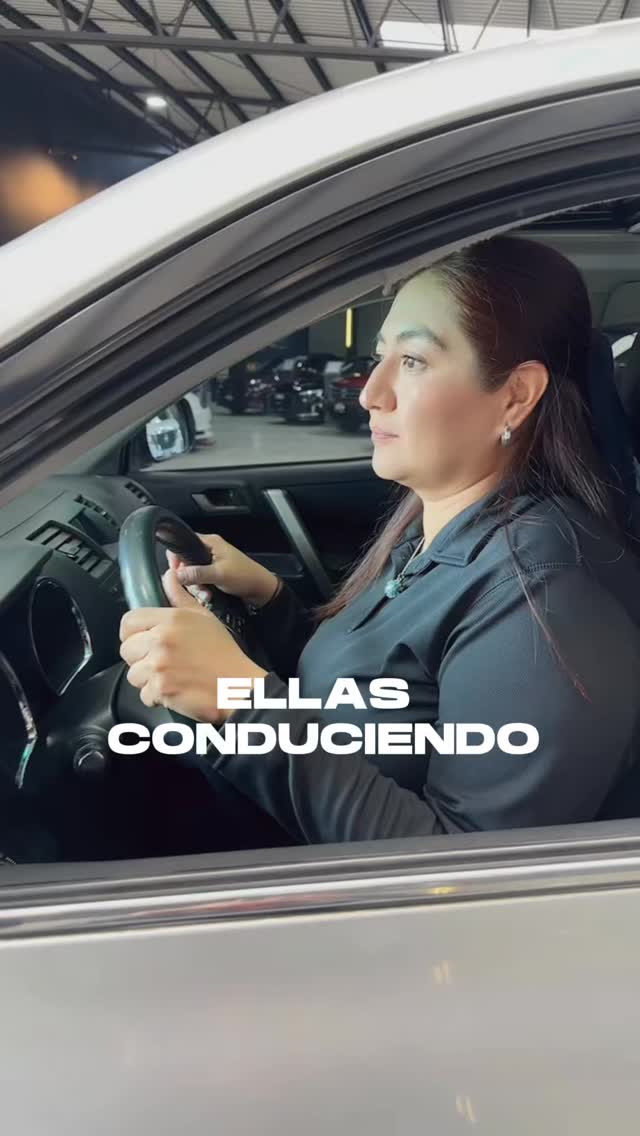 No importa cómo la manejes… lo importante es que sea en el coche de tus sueños 😏