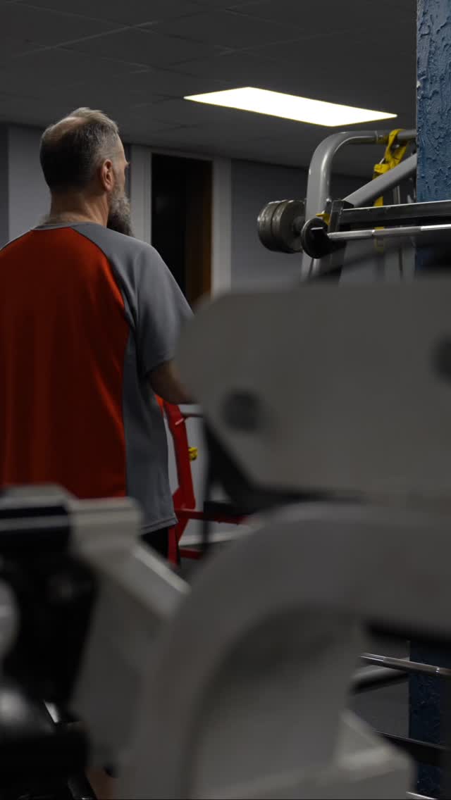 While everyone else is "curling up" under a blanket today, we’re busy curling something a little heavier. There’s no better cure for a gloomy Tuesday than the roar of the gym and the iron in your hands.
The rain might be pouring outside, but the heat is on in here. Let’s swap the cozy vibes for some high-volume sets and heavy lifting.
Today’s Rainy Day Strategy:
Warm up: Get that internal temperature rising to shake off the damp morning.
Focus: Channel that "stay inside" energy into a new PR.
Reward: That post-workout shower hits differently when it’s cold outside.
"Consistency doesn't care about the forecast."
#HealthyBalance #NoExcuses #TuesdayGrind #GymMotivation #RainyDayWorkout HeavyLifting