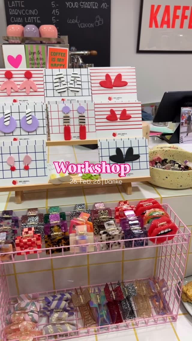 Schon eine Woche her mein Workshop im @aufgeweckt_thun bei Rebecca. ✨🩷
Ich liebe den 1:1 Austausch mit euch und meine Tipps und Tricks zu teilen.
DANKE an alle die dabei waren!
.
.
.
.
.
.
home organizing | decluttering | familienalltag | ordnungssysteme | ordnung schaffen | schweiz | aufräumhilfe | bern | organisieren | kleiderschrank | aufräumen | thehomeedit
#thun #loslassen #minimalismus #mariekondo #ordnungstipps