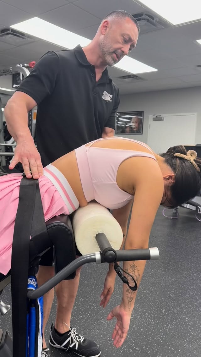 RTS Foundations: Trunk & Spine — April 18–19, 2026
In this clip, my client is performing spinal extension with a key focus: moving the vertebrae without letting the hips contribute.
One of the most valuable coaching skills we can develop is directing a client’s awareness to the specific motion we want. Instead of just telling someone to “extend,” we guide them to feel where the motion is actually coming from.
A few key points we emphasize in the course:
• Direct the client’s attention to the spine, not the hips�• Lead the motion with the sternum�• Explore the end ranges of spinal extension. Since they can’t see it, they must develop the skill to FEEL it. �• Start and stop each rep with CONTROL!�• Use awareness and feel to guide the movement
With each rep, she initiates by lifting the sternum, moving segmentally through the spine. As she reaches the end of her extension, the shoulder blades naturally retract to finish the rep.
These details matter. When clients learn how to move with awareness and control, the quality of the exercise changes completely.
If you’re a coach or trainer who wants to improve how you teach trunk and spinal mechanics, join me for RTS Foundations: Trunk & Spine on April 18–19, 2026.
We’ll cover how to assess, coach, and progress trunk and spinal movements with precision.
#takerts #rtsnation #core #rtsfoundations #exerciseeducation