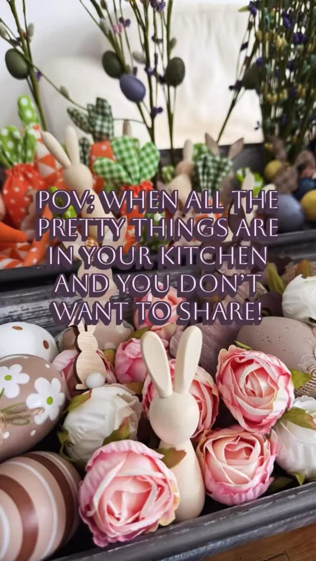 Sneak peek at all the pieces we have been gathering for our adult Easter wreath making evenings
Come and join us on the 10th or 17th March 7-9PM
Please message for any more details and to book on! 🐰