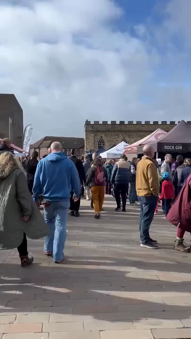 Spring really showed up for us on Sunday 🌸✨
With the energy of the Taunton Half Marathon flowing through the streets and our vibrant Taunton Independent Market in full swing on Castle Green, the whole town was buzzing. Honestly, Taunton did itself proud.
The sunshine, the smiles, the laughter, the music and, of course our incredible local businesses, all came together to create something pretty special in the heart of Taunton. Days like this are what community is all about.
A huge thank you to every single person who came out to support, shop, chat, eat and soak it all in. It means the world to our traders and to us.
To all of the people who took part in the marathon , I am totally in awe of you all! 🏃
We’re back again this coming Sunday 8th March — so come and join us, support amazing independents, and celebrate the new season in style. 🌼
#foodgoodscommunity #taunton #somersetmarkets #thankyou