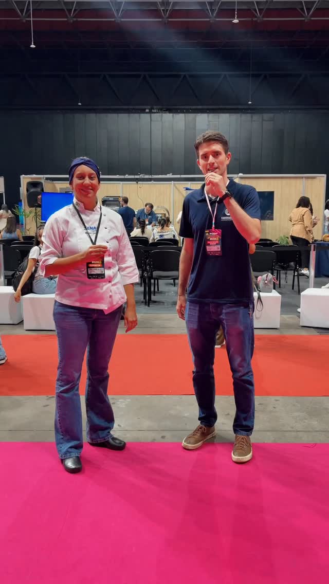 No estande do SENAI Lagoinha no evento Confeitar Brasil, tivemos o prazer de conversar com a chef Poliana, que compartilhou como tem sido sua experiência nos workshops realizados em parceria com a Prática.
Uma troca de conhecimento que une técnica, inovação e paixão pela confeitaria, exatamente o que move a Consulte Cozinhas Eficientes todos os dias.
🤝 Parcerias como essa mostram o poder da educação profissional aplicada à prática real.
A feira vai até o dia 05.03 e ainda dá tempo de aproveitar todas as oportunidades disponíveis no evento. Participe!
#consultecozinhaseficientes #confeitarbrasil #SENAI #Pratica #Confeitaria