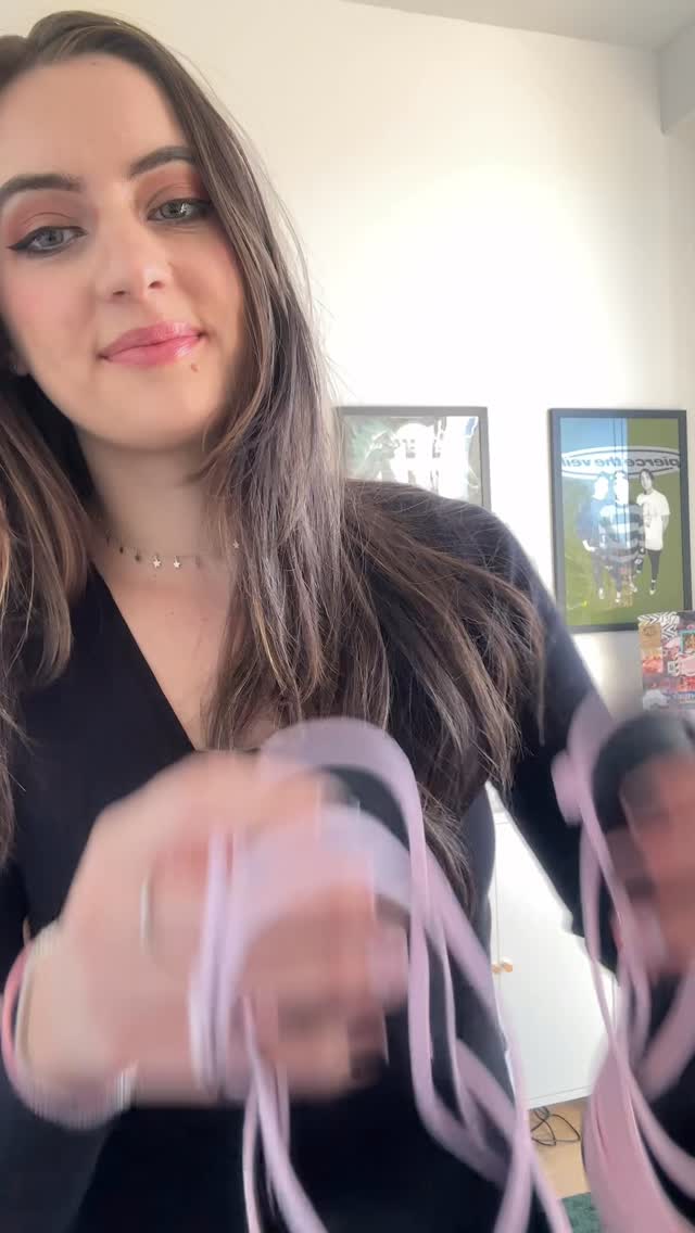 On-site events are the most fun—so many different possibilities! Entertainment and favors all in one.
.
On-site engraving | Long Island wedding vendor | calligraphy artist | baby shower ideas