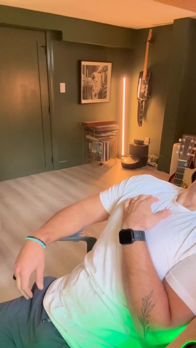 Summer is comingโฆ โ๏ธ
And that means GTB unplugged is back at Cooper Bluff in Oyster Bay every Wednesday.
Sunset views. Cold drinks. Acoustic sets on the water.
๐ Cooper Bluff, Oyster Bay
๐ Every Wednesday
โฐ 6โ9 PM
Bring your crew and come hang with us all summer.
#granttheband #cooperbluff #oysterbay #longislandmusic #longislandlivemusic