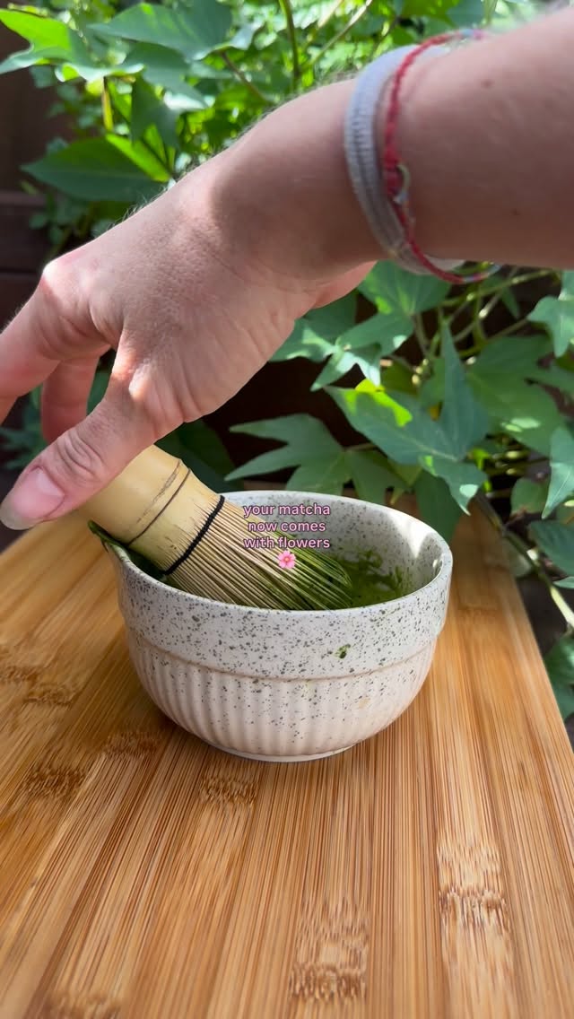 A little posy ✨free✨with every matcha 💚
We are celebrating International Women’s Day and all the matcha girlies who want to romanticise their lives 😌 just ask to add flowers when you’re ordering (and why not add some cold foam too?) 🫶🏽