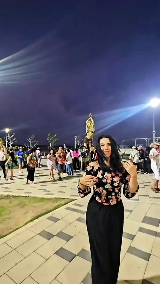 March is full of joy and moves!
Special Bachata and Merengue🇩🇴
March is Flow Dominicano en Latin Soul Dance.
Bookings are available www.latinsouldance.com
Also available for@urbansportsclub_nl @classpassnl @workit.nl @eversportsnl
Hey, if you ever go to Colombia, Barranquilla is a must-see! I'll share more content and places after my amazing trip to Cartagena, Barranquilla, and Santa Marta!
#shakira #colombia #barranquilla #Merengue #bachata