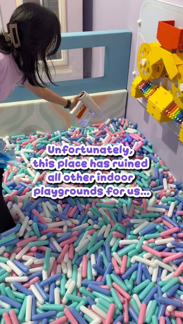 What do you usually look for in a playcentre? Comment below or vote in our poll! 👇🏻
📍 Minitown Kids - 5 Silver Grove, Nunawading, Melbourne
Save this for later, or share it with your partner or mum friend!
⚪️ Ball pit & slide
🎯 Interactive games
📏 Sprinkle pool
🏢 Role play zones
🧗🏻♀️ Climbing wall & foam pit
🕹 Claw machines
🚂 Mini train (just $5 a ride!)
🎟 Ticket prices:
1hr – $22 | 2hr – $33
👩👧👦 Accompanying adult free & under 12mth sibling free
🚗 Free 4-hour parking
#Minitownkids #Indoorplayground #melbournemums #kidsplay #melbournekids