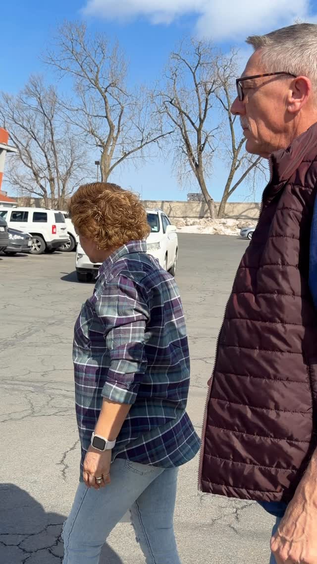 We recently visited one of Central Avenue’s (and the whole Capital Region’s) must visit spots: The Gateway Diner.
When you come here, you already know you’re going to have a delicious meal. Whether it’s a stack of pancakes for breakfast or a classic lunch special, no option is a bad option. Seriously, everything that comes out of the kitchen looks like it belongs in a food ad!
So, it looks good, it tastes even better, and the team is super friendly? Count us in. If you’re looking for a reliable, delicious diner in Albany, this is the place to be.
Next time you’re cruising down Central Ave, make sure you stop in and see them!
Find them at:
📍Gateway Diner
899 Central Ave.
Albany, NY 12206