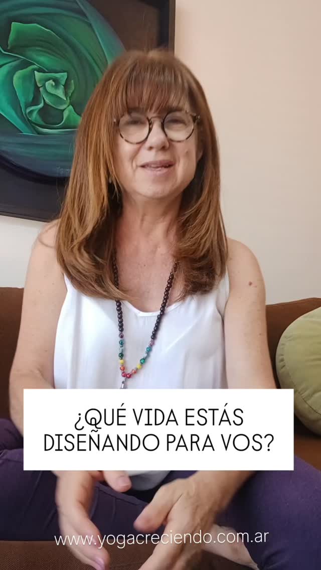 Empieza el año…
y quiero hacerte una pregunta🤔:
¿QUÉ VIDA ESTÁS DISEÑANDO PARA VOS?
En un mundo que constantemente nos lleva hacia afuera, es fácil perder el centro.
Por eso, en Yoga Creciendo, este año vamos a practicar "Svadyaya": el arte de mirarnos, escucharnos y volver a nosotros (autoconocimiento).
El mat se vuelve ese espacio para detenernos, respirar y reconectar con lo que realmente importa.
Si sentís que es momento de VOLVER a VOS, te espero en la práctica👇.
🧘♀️ Clases presenciales y virtuales:
PRESENCIAL (cabrera y pringles - palermo)
🪷 Lunes - 19:30hs
🪷 Martes y jueves - 11:30hs.
🪷 Miércoles - 9hs.
ONLINE (zoom)
🪷 Lunes, martes, miércoles y jueves - 19:30hs
🪷 Martes y jueves - 11:30hs.
🪷 Miércoles - 9hs.
📩 Si querés sumarte o recibir más info, escribime por mensaje.
Nos encontramos en el mat.
Namasté!🙏
Marce
#YogaCreciendo #Svadyaya #VolverAlCentro #YogaConsciente