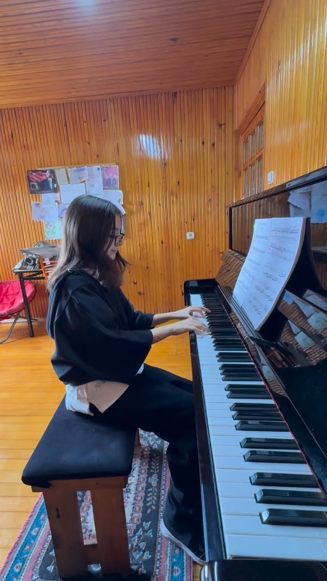 Öğrencimiz Meyra Zengin’in 6.Aşama çalışmaları devam ediyor🧡. Gelişimini görmek çok keyifli🥰💗. Sizler de görmek için takipte kalın💐🩷☺️