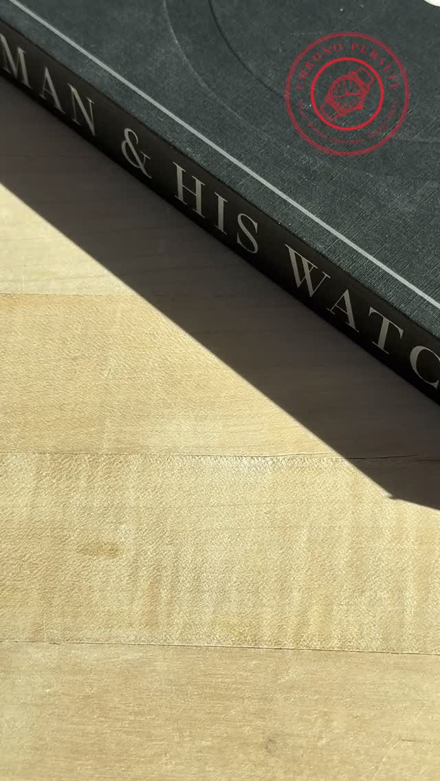 Ask Me Anything: What’s one of the best blue dial watches under $5k?
There’s something about the Breitling Avenger’s matte blue dial and red GMT hand that just pops. Paired with a robust, highly polished rotating bezel and a semi-polished bracelet, this watch reflects in every light ✨
⌚️: @breitling Avenger GMT
#watchfam #watchesofinstagram #watchcollector #breitling #watch