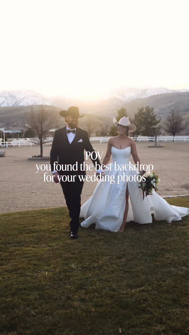 Let the soft sunset light on the Sierra Nevada’s make the perfect backdrop for your wedding portraits. A golden hour like nowhere else 🤍
#renoweddingvenue #renotahoe #equestrianwedding #reno
Venue @thevenueatmeadowview
Design @reveriepicnics
Floral @jesseandcoflorals
Photography @natachajolene
Videography @adventureweddingfilms
Signage @_Soli.Decor
Bar @petite.street
Catering @blendcateringreno
Cake @flourfarms
DJ + Live Music @_abeautifulsound_dj_livemusic
Ceremony Violinist @cris.ortiz.co
Live Portraits @studiowride
Custom Cowboy Hats @watersandhidehatco
Makeup @vanessasaldanabeauty
Hair @avamarshhair
Reception Lighting @sierralighting
Dress @swoonbridal
Suit @justintimetux
Rentals @celebrationseventrentals
Linens @creativecoverings
Cocktail Lounge @mountainvibesrentals
Cigar Bar @rollacigar
Content Creation @capturedbyellelarson @falconcreative_