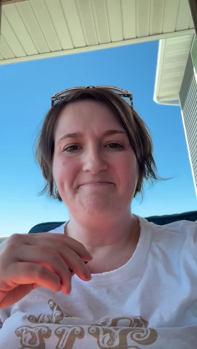 Join me on the porch for today’s ADHD dopamine hit of the day, pairing. #adhd #adhdwomen #dopamine #mentalhealth #selfcare