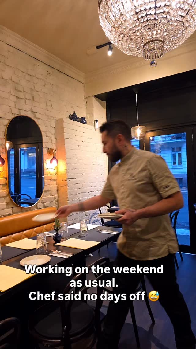 Weekend plans? Same as always… feeding people good Greek food. 🇬🇷
#workingweekend #weekendshift #restaurantlife #cheflife #hospitalitylife