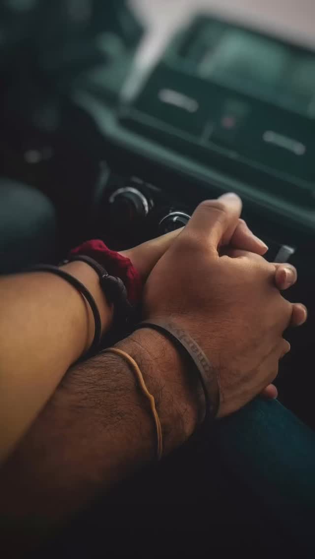 We don’t meet people by accident ~ energy recognises energy 💛 #soulconnections #souljourney #writteninthestars #universalguidance #energydoesntlie