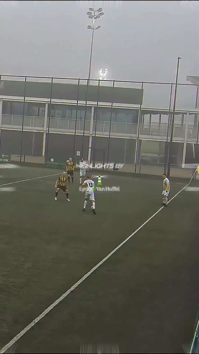 Misschien wel de beste 90 minuten ooit van FC Collins ๐ฅ
Highlights brought to you by @lyckevanhuffel & @veofootball