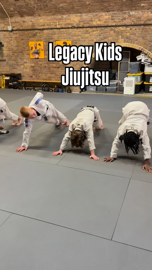 More Than Self-Defence
Legacy Kids Jiujitsu isn’t about fighting — it’s about control, awareness, and emotional regulation.
Kids learn when to act, when to stay calm, and how to make smart choices.�WE CAN HELP
#confidenceforkids #martialartsforkids #afterschool #hoxton