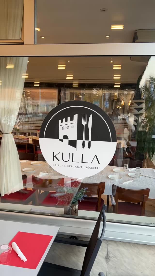 🌙 Ramadan Tag 17 bei Kulla
Tag 17 im Ramadan.
Ein weiterer Abend, um gemeinsam Iftar zu geniessen und den Tag schön ausklingen zu lassen 🤍🍽️✨
Bei Kulla erwarten euch eine warme Atmosphäre und gutes Essen zum Fastenbrechen.
📍 Bielstrasse 120, 2540 Grenchen
📞 032 652 19 19
📍 Birchstrasse 10, 3186 Düdingen
📞 026 505 10 20
Reservierungen nur telefonisch oder vor Ort.
#iftar #restaurant #balkan #food #kulla