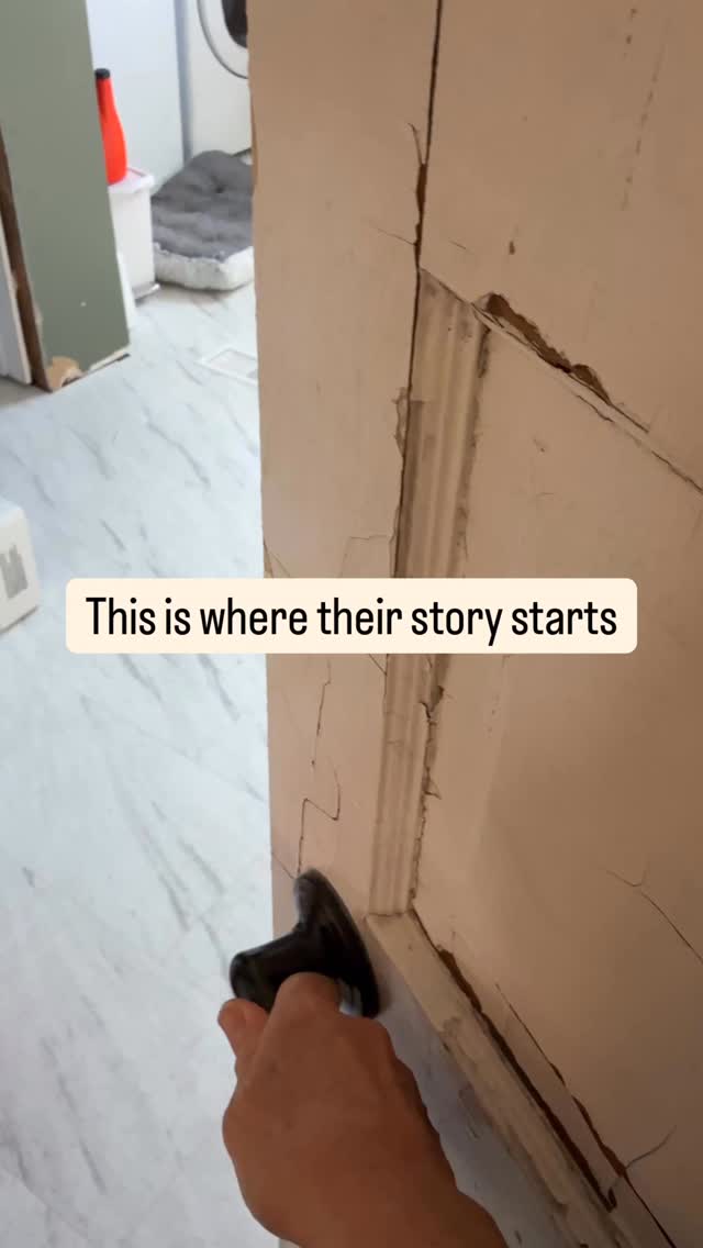 There is just something sacred about these first few days.
Piper, soaking in the sunlight, holding her babies close, and settling into motherhood with that quiet, instinctive kind of love that never gets old to witness. These puppies are only one day old, and already so much of their story is beginning right here in our home.
This is the part people do not always see — the stillness, the warmth, the closeness, the foundation. Before the milestones, before the playful personalities, before they ever make their way to their families… it starts here.
Safe. Snuggled. Loved.
Our Home to Yours begins from the very first day. 🤍
#SunsetHillAussies #miniaussiepuppy #toyaussiepuppy #NewbornPuppies #PuppyReel