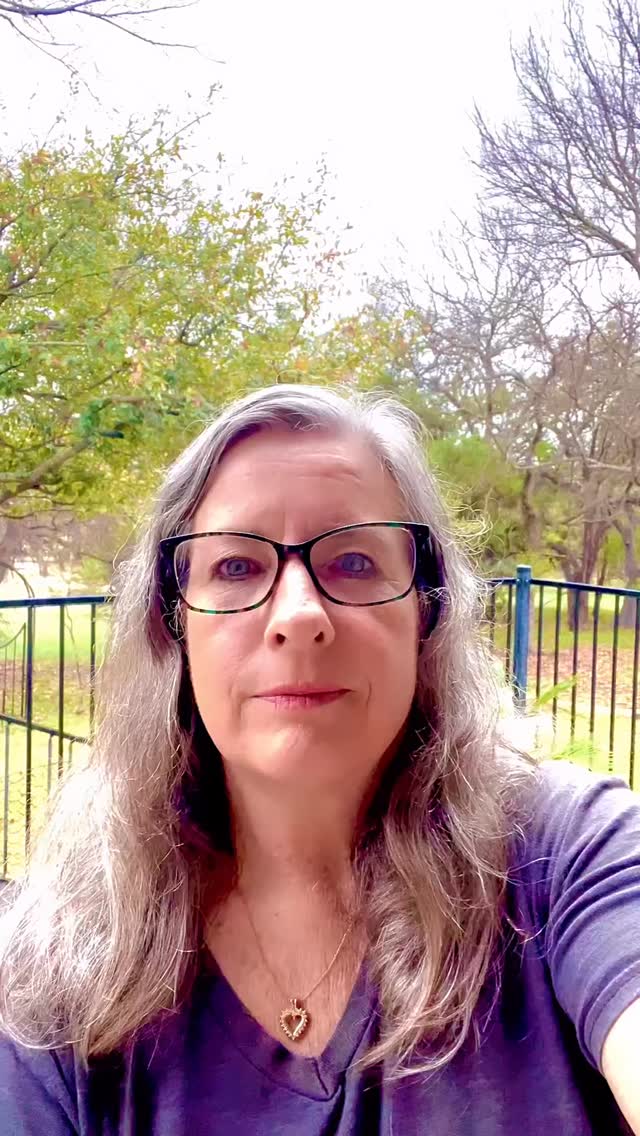 I’ve been there. I had no clue either. Sometimes burnout doesn’t look dramatic. Sometimes it just feels like waking up tired…even after a good nights sleep. #lifestream #womenover40 #emotionalburnout #midlife