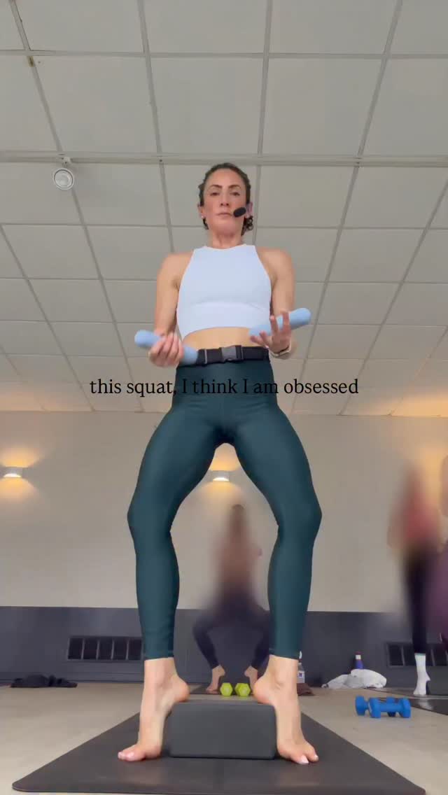 Favorites from Thursday’s class - feeling the plié vibes 🩰
Yoga Sculpt
> Tuesdays & Thursdays 8:15am @clevelandyoga
> This Sunday (3/8) 11:15am & Wednesdays 6pm @lake_yoga
#yogasculpt #strengthandsculpt #workoutinspo #bootyburn #fullbodyburn